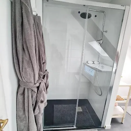 L'alchimiste - Moderne Avec Jacuzzi