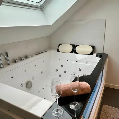 L'alchimiste - Moderne Avec Jacuzzi * ビッチュ